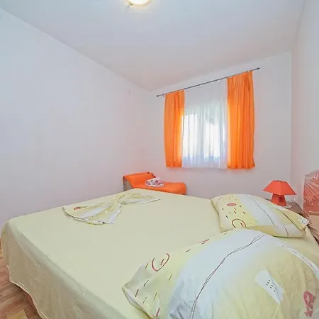 One Bedroom Lada Apartment Postira